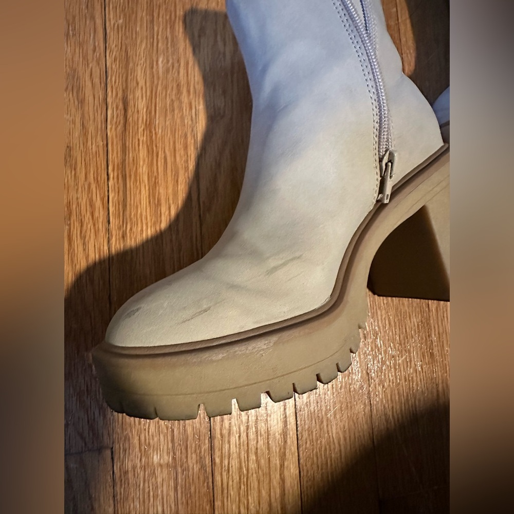 Dolce Vita Light Taupe Tan Jade H2O Ankle Booties - Picture 3 of 5
